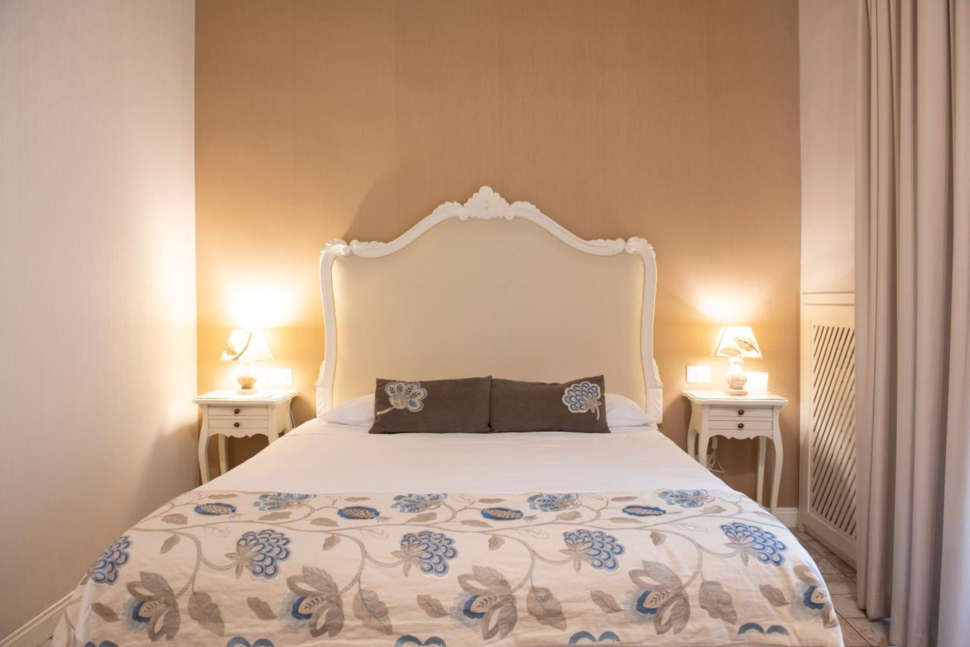 Certosa Suite Napoli Eksteriør billede